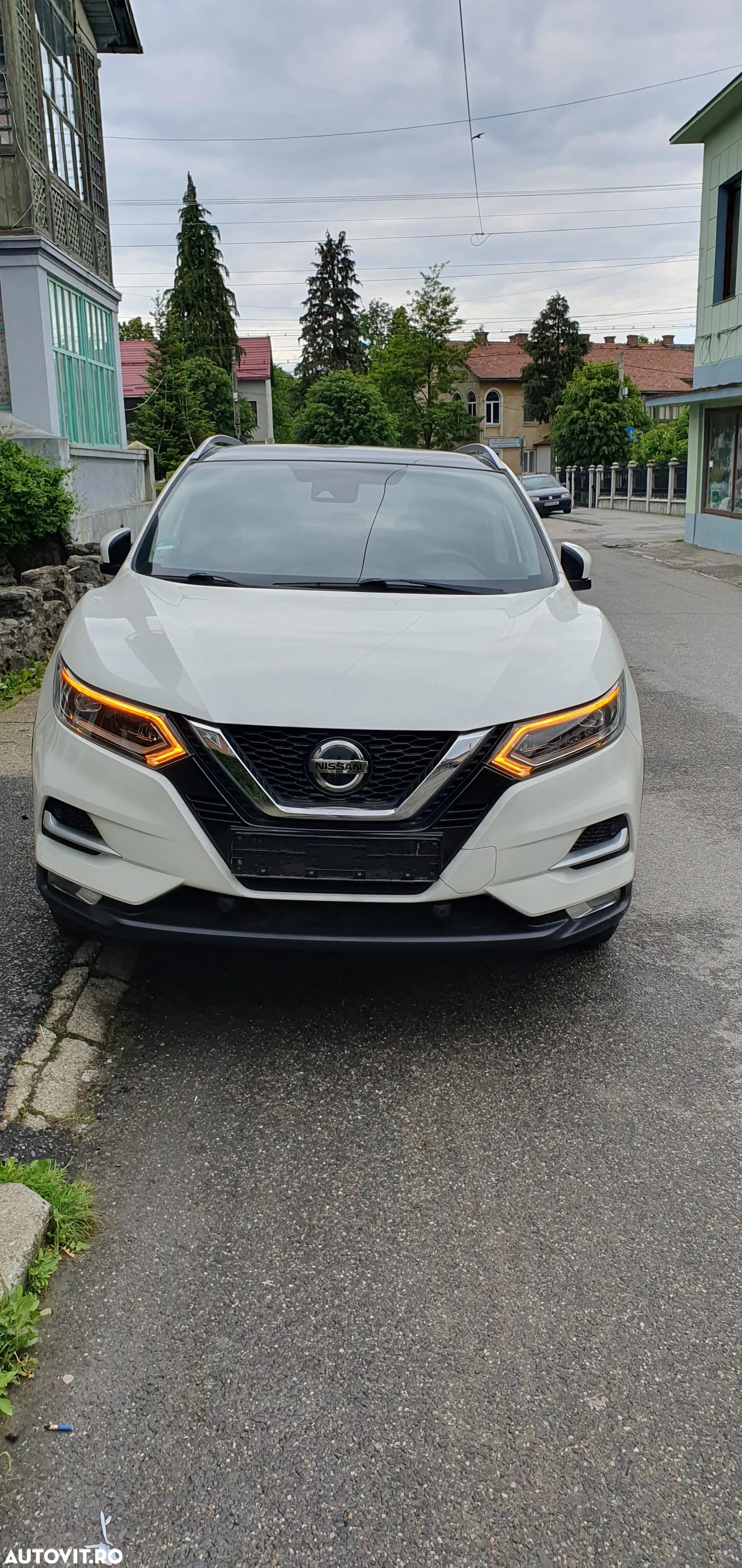 Nissan Qashqai 1.3 DIG-T MHEV N-Design - 4