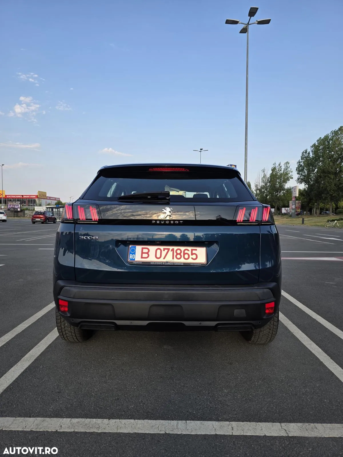 Peugeot 3008 1.5 BlueHDI 130 EAT8 Active Pack - 4