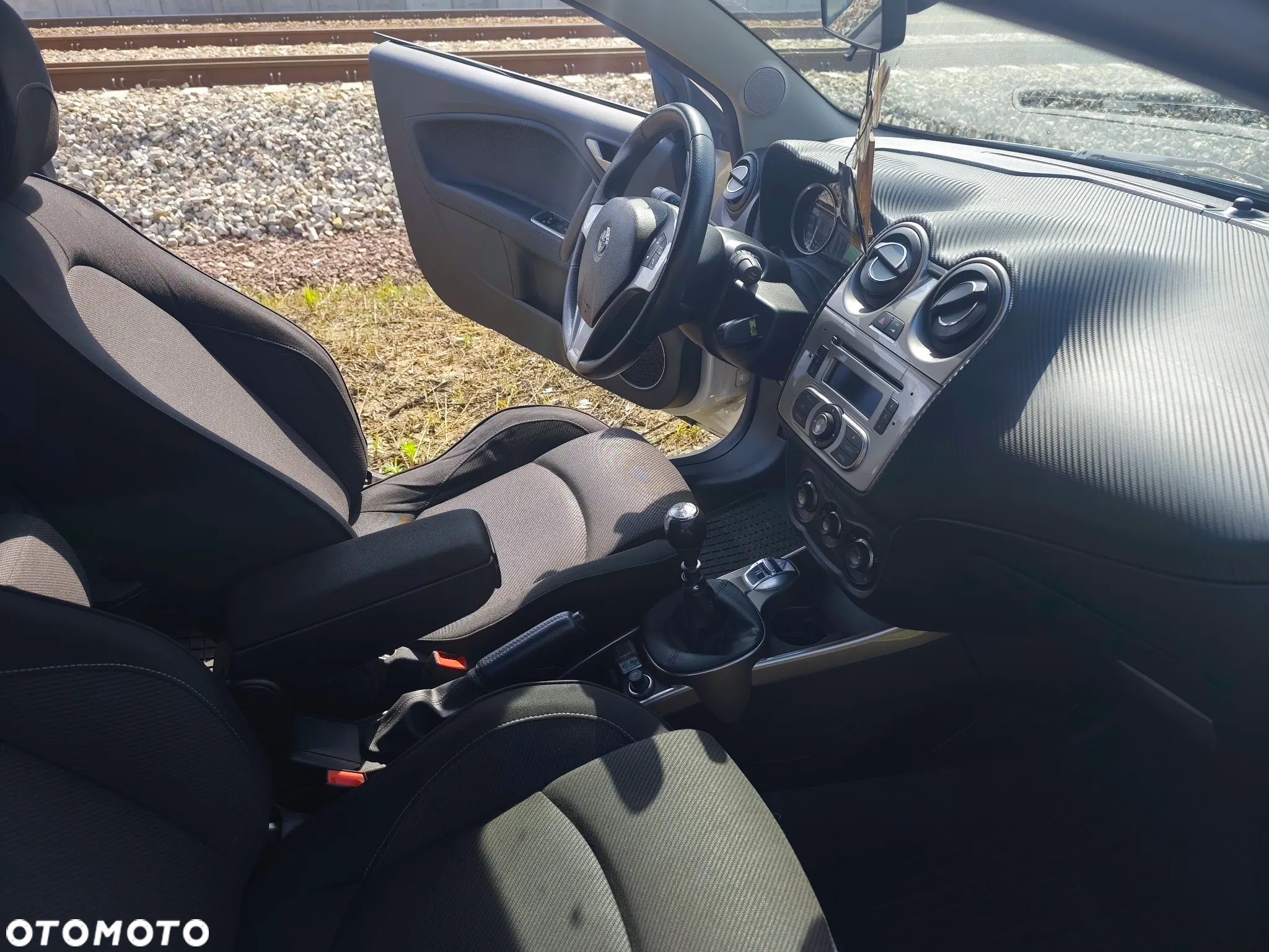 Alfa Romeo Mito 1.4 Distinctive EU6 - 12