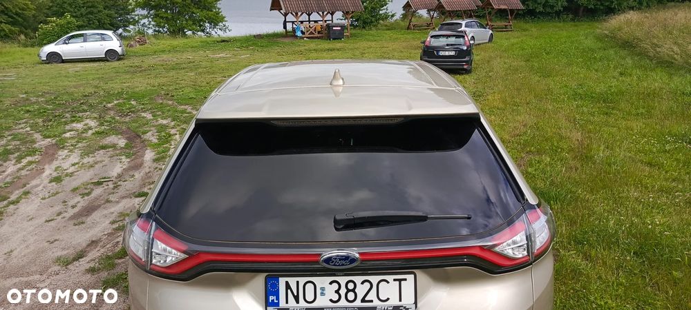 Ford Edge - 11