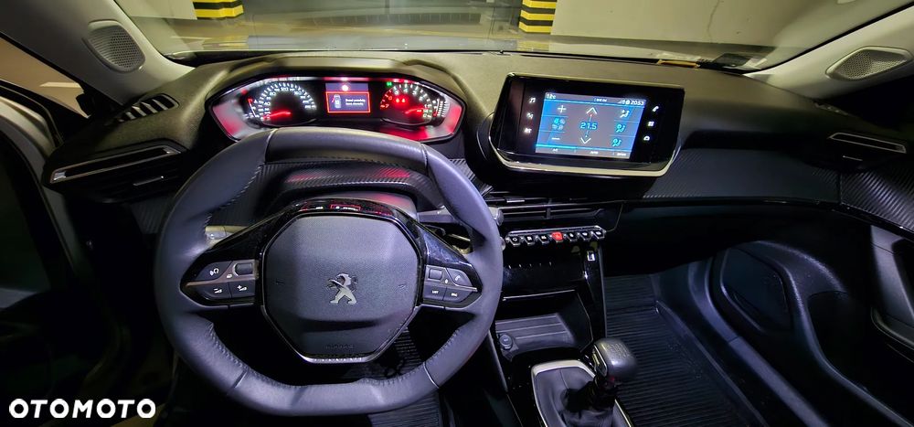 Peugeot 2008 - 9