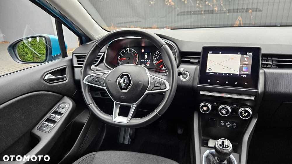 Renault Clio - 21
