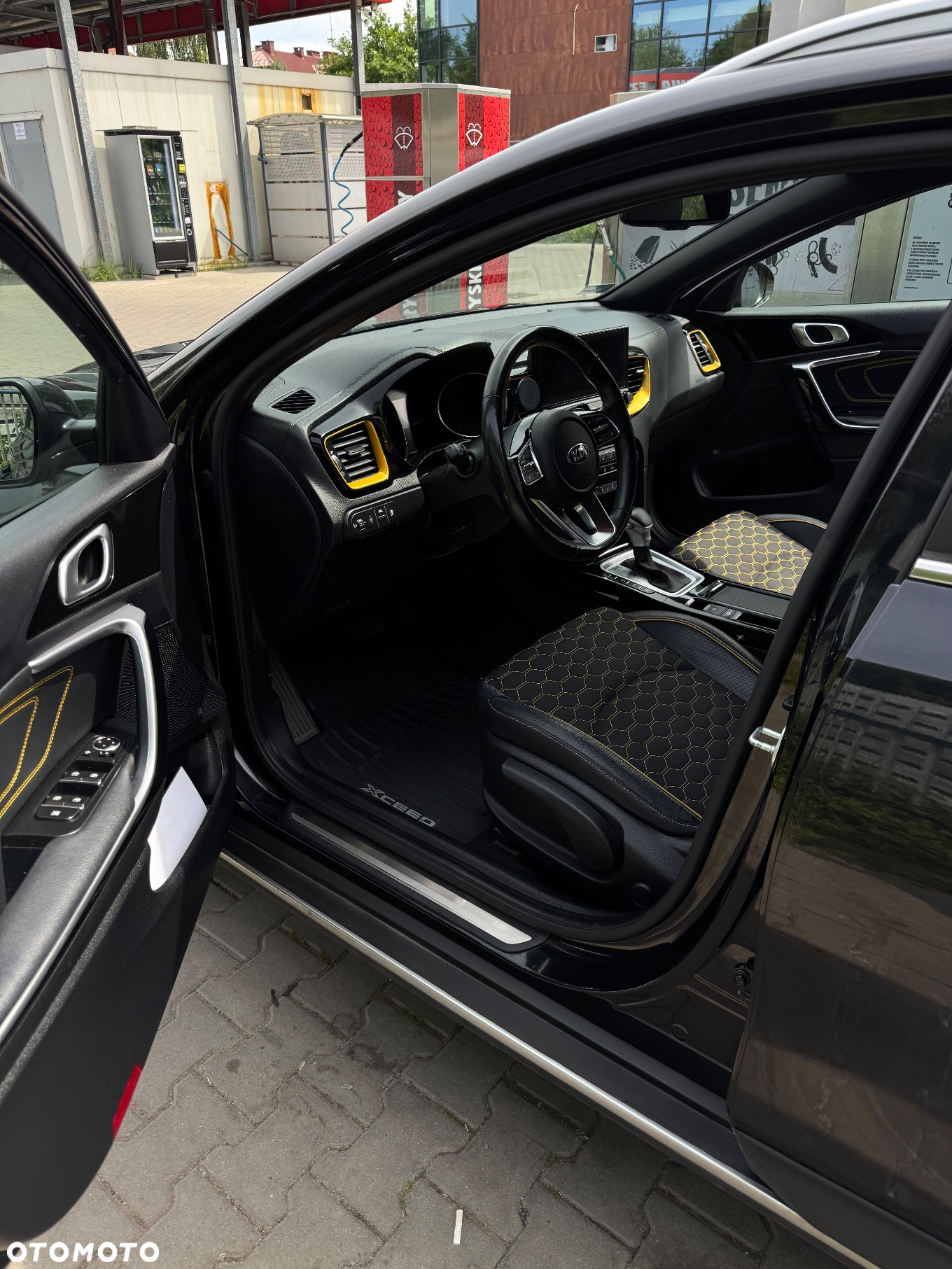 Kia XCeed 1.5 T-GDI L Business Line DCT - 14