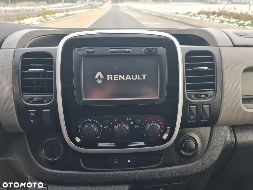 Renault Trafic - 10
