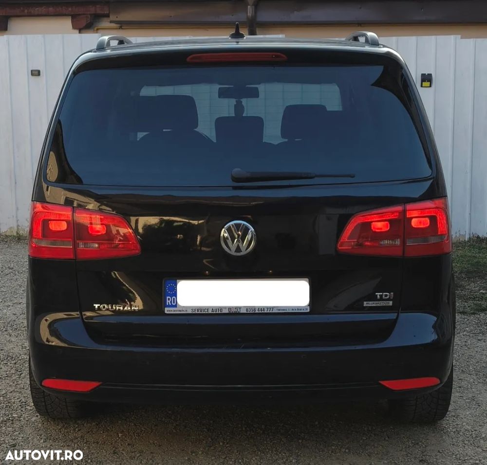 Volkswagen Touran 1.6 TDI DPF BlueMotion Technology Comfortline - 4
