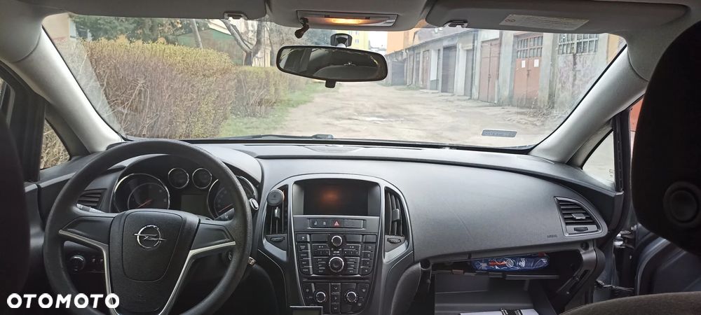 Opel Astra IV 1.7 CDTI Essentia - 10