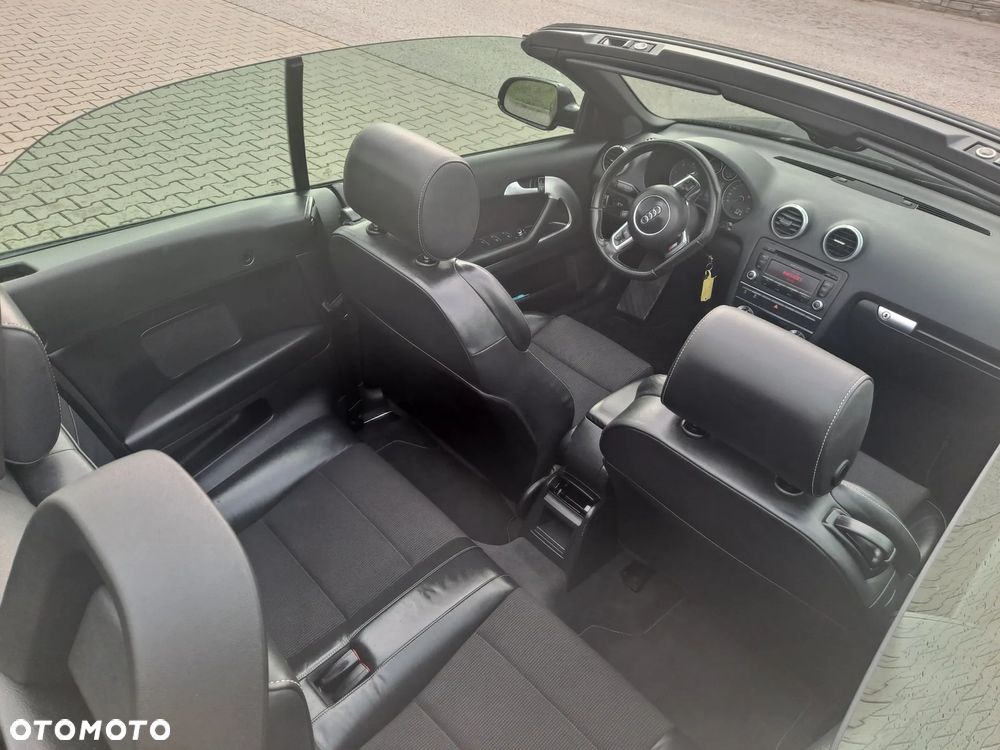 Audi A3 Cabrio 2.0 TDI DPF S tronic S Line Sportpaket - 8
