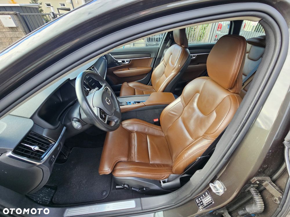 Volvo V90 D5 SCR AWD Momentum Pro - 10