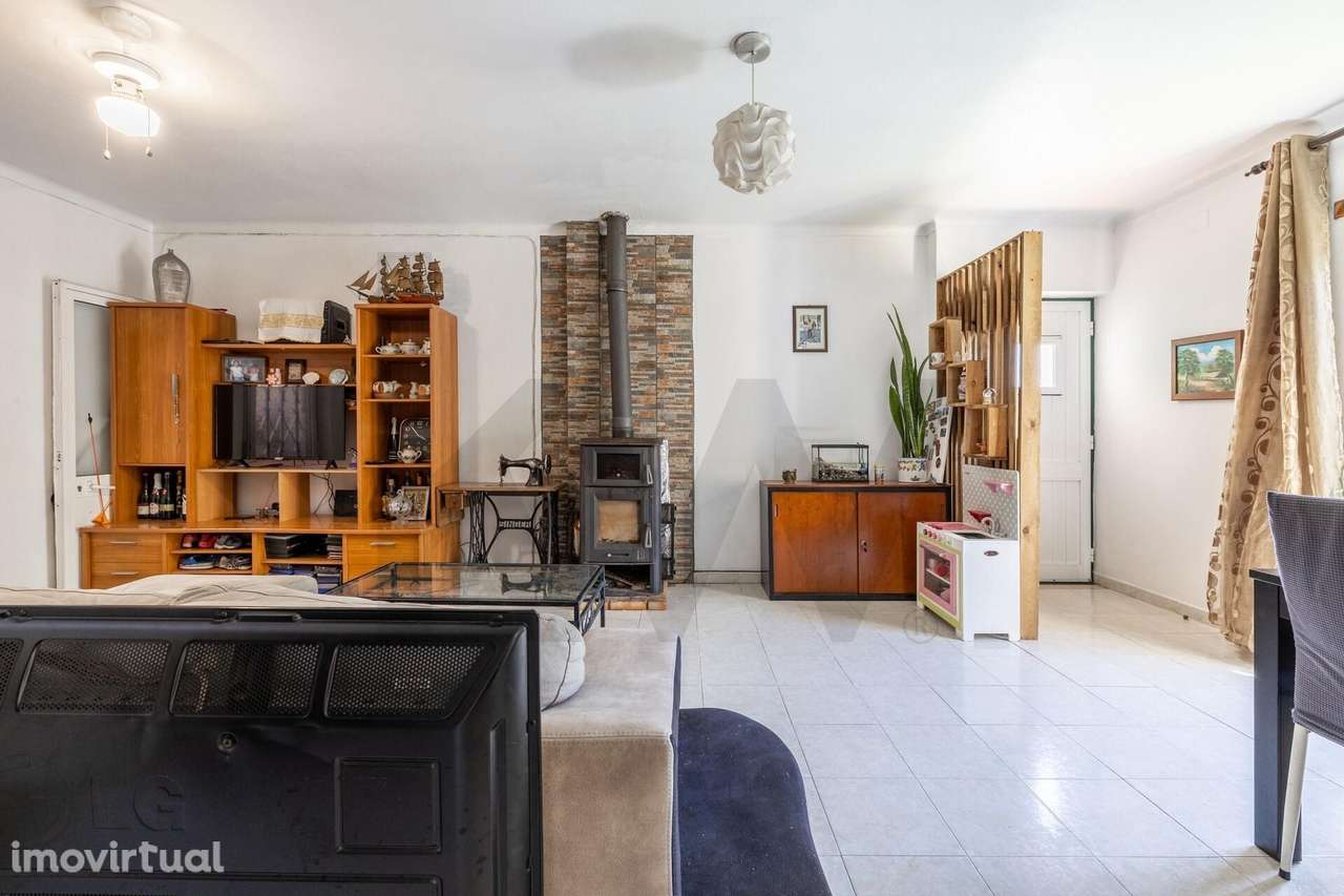 Moradia T3 em banda com terraço | Calvaria de Baixo | Batalha - Grande imagem: 4/27