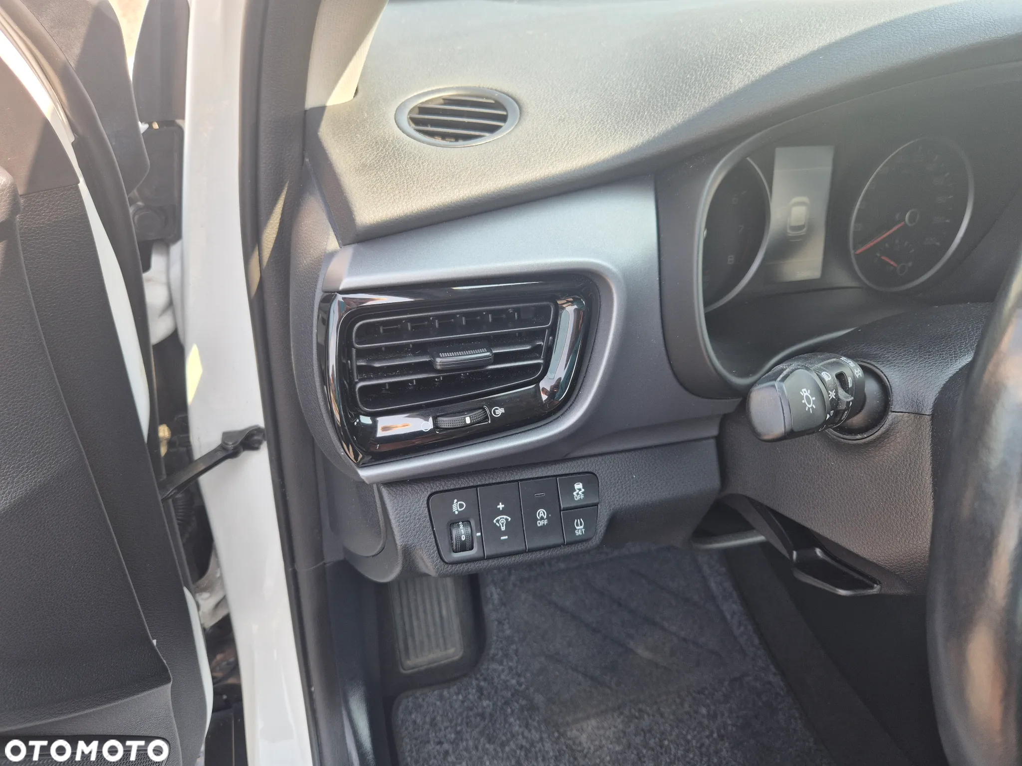 Kia Stonic 1.0 T-GDI XL - 20
