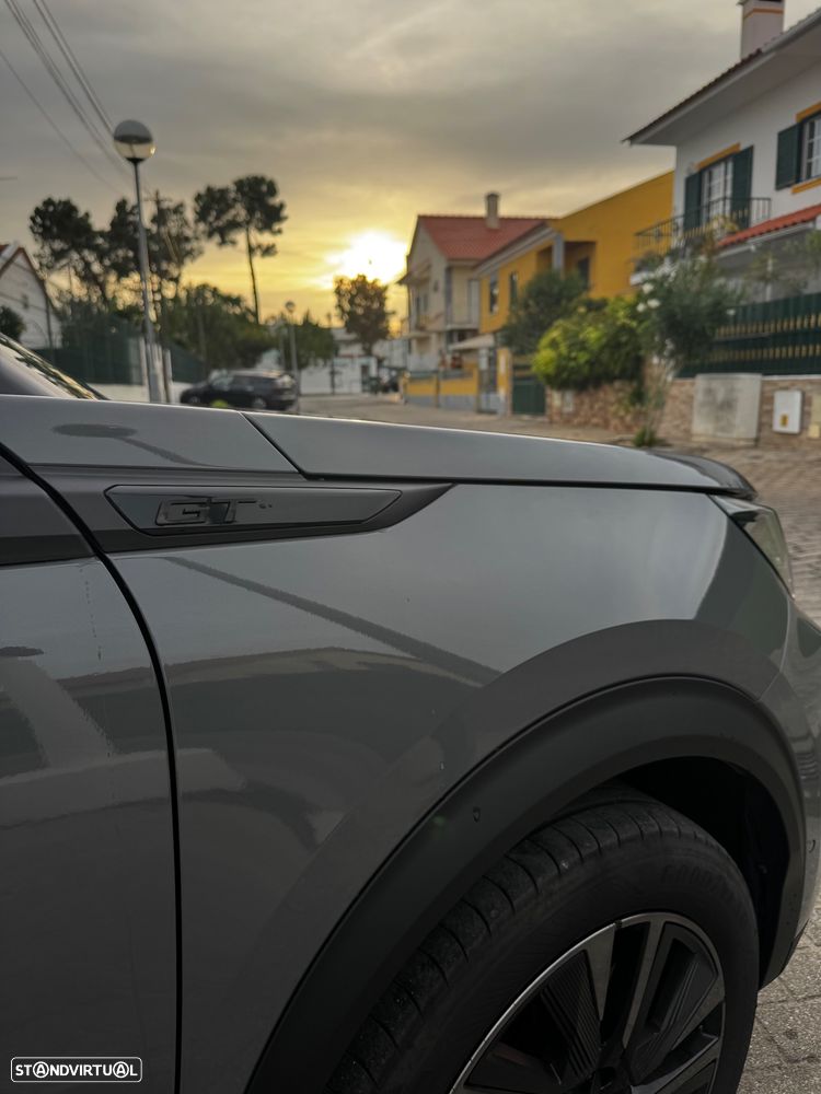 Peugeot 2008 1.2 PureTech GT Line EAT8 - 8