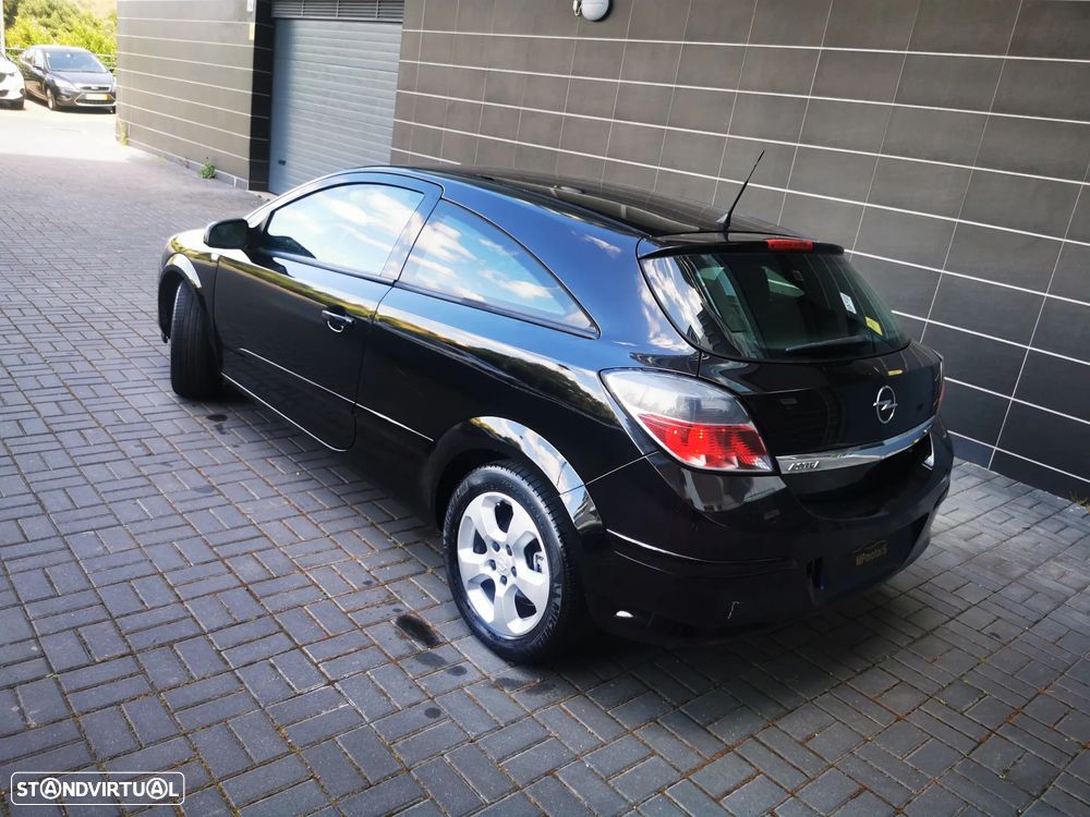 Opel Astra GTC 1.3 CDTI - 2