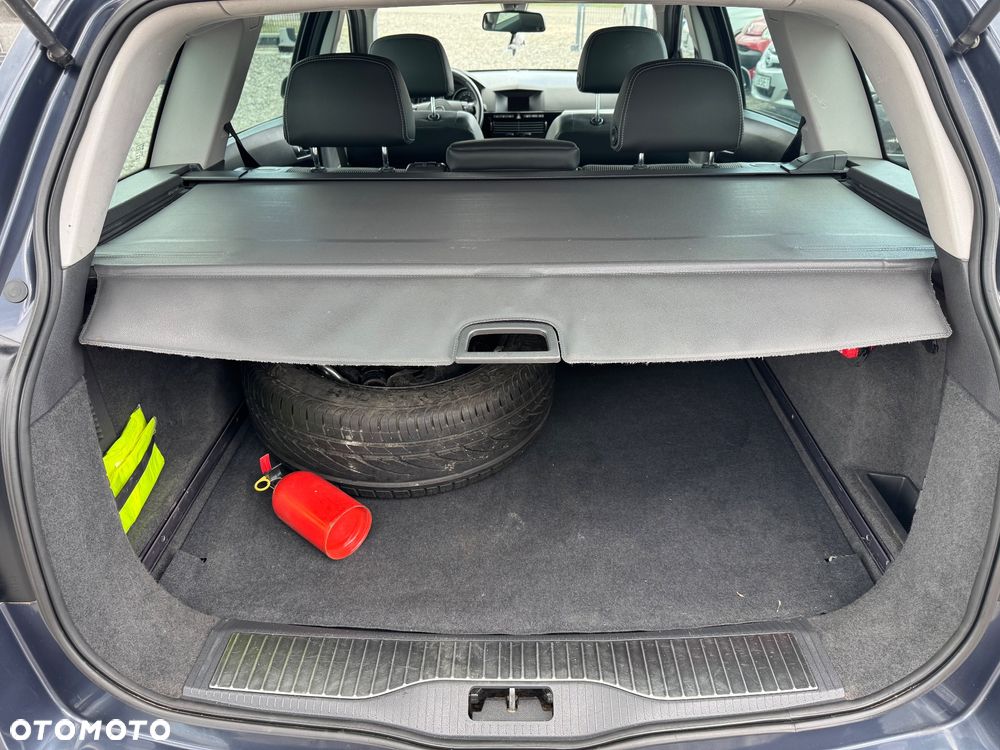Opel Astra 1.6 Essentia EasyTronic - 24