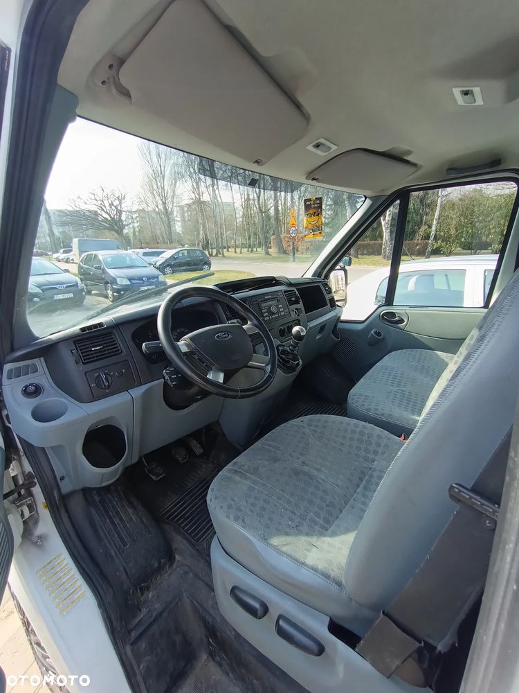 Ford Transit - 5