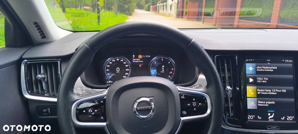 Volvo V90 D4 Momentum - 10