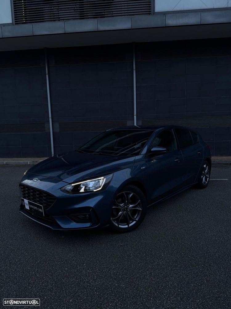 Ford Focus 1.0 EcoBoost S&S ST-Line - 1