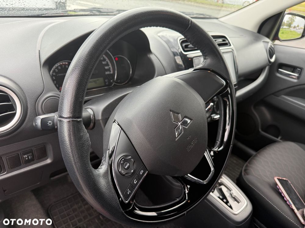 Mitsubishi Space Star 1.2 Invite SDA CVT - 9