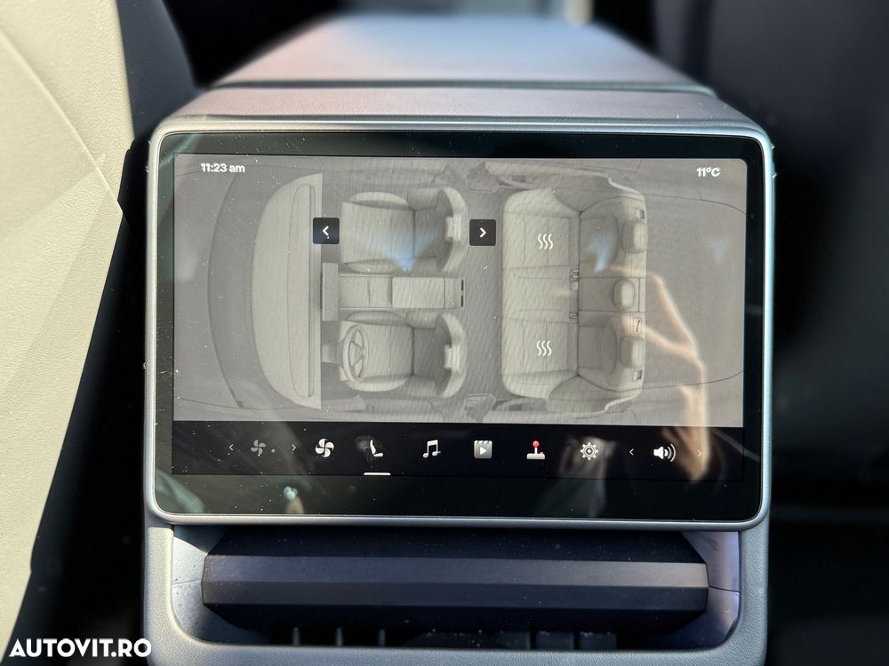 Tesla Model 3 Langstreckenbatterie Allradantrieb Dual Motor Performance - 21