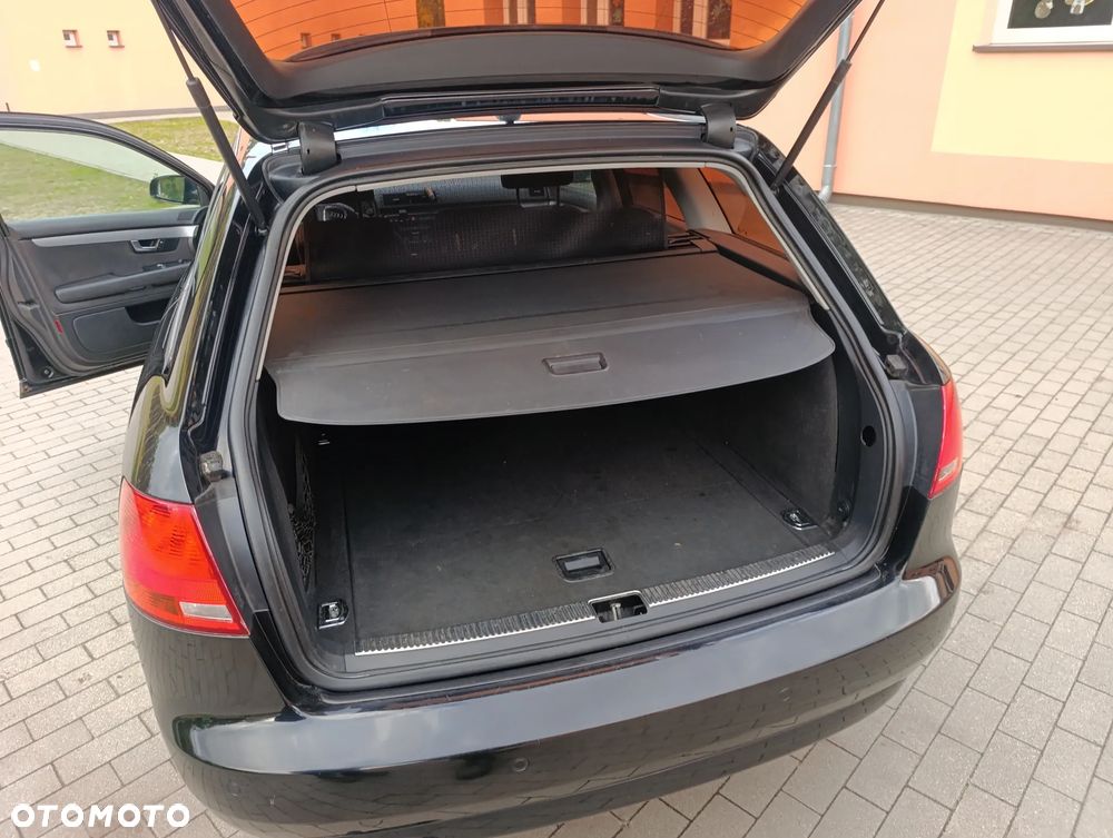Audi A4 Avant - 10