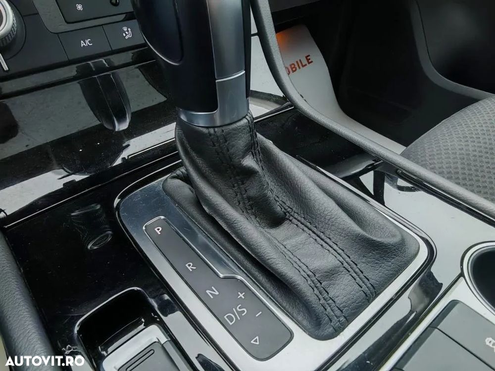 Volkswagen Touareg 3.0 V6 TDI SCR Blue Motion DPF Automatik - 11