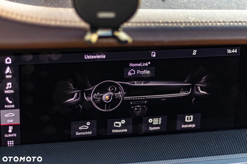 Porsche 911 Carrera S PDK - 26