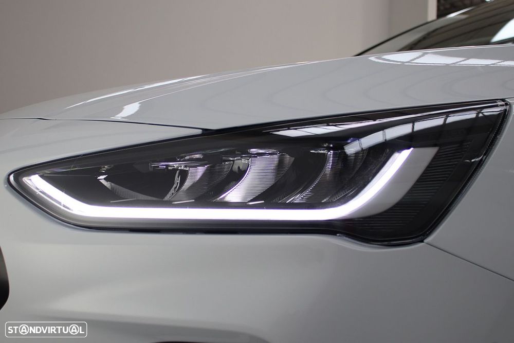 Ford Focus 1.0 EcoBoost MHEV ST-Line X Aut. - 6