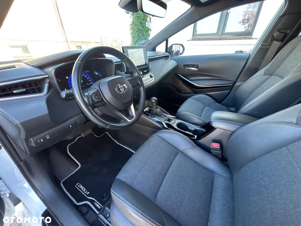 Toyota Corolla - 15