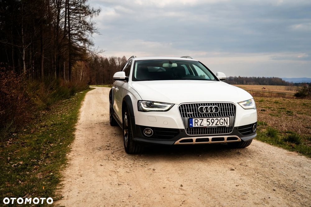 Audi A4 Allroad 2.0 TDI Quattro - 33