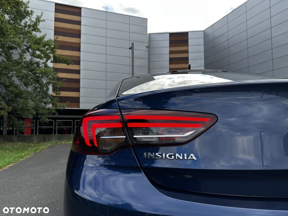 Opel Insignia 1.5 T Elite S&S - 16