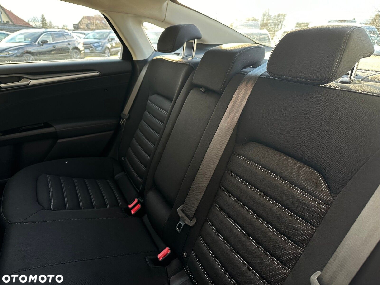 Ford Mondeo 1.5 EcoBoost Trend - 26
