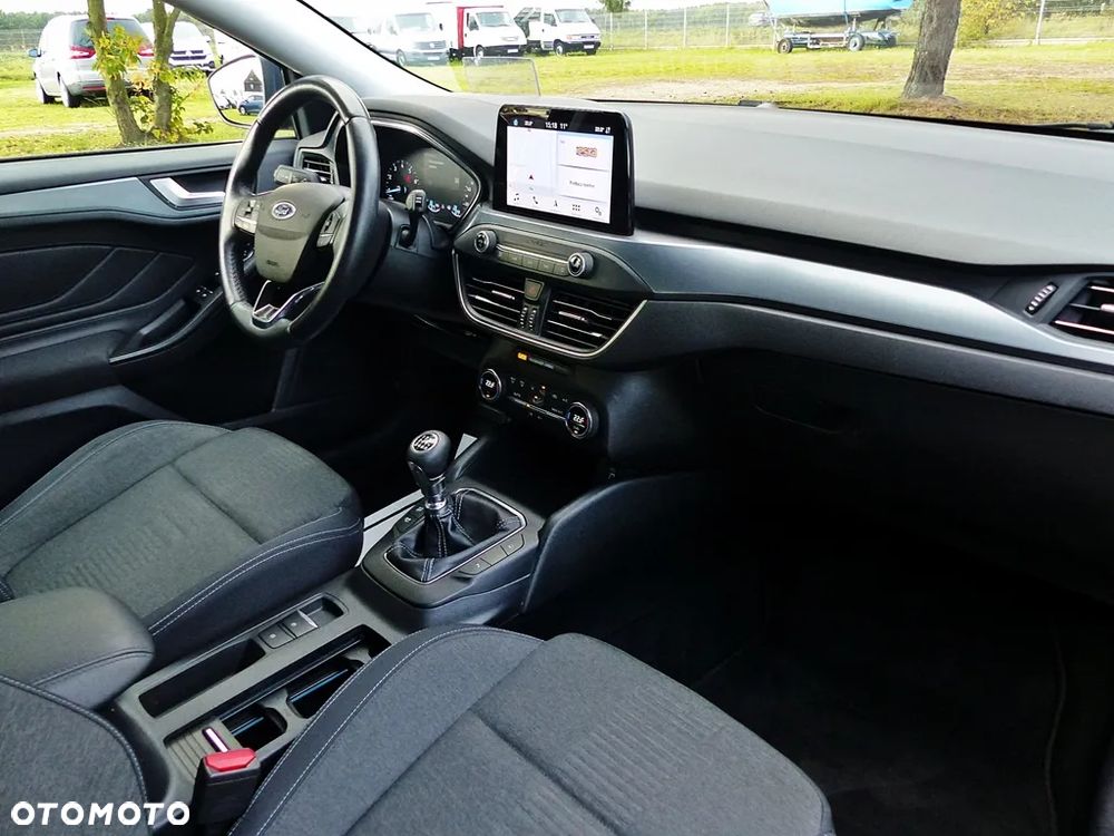 Ford Focus 1.0 EcoBoost Active - 25