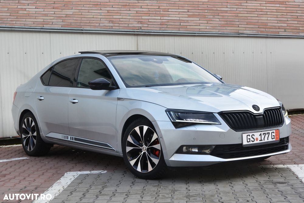 Skoda Superb 2.0 TDI DSG Sportline - 2