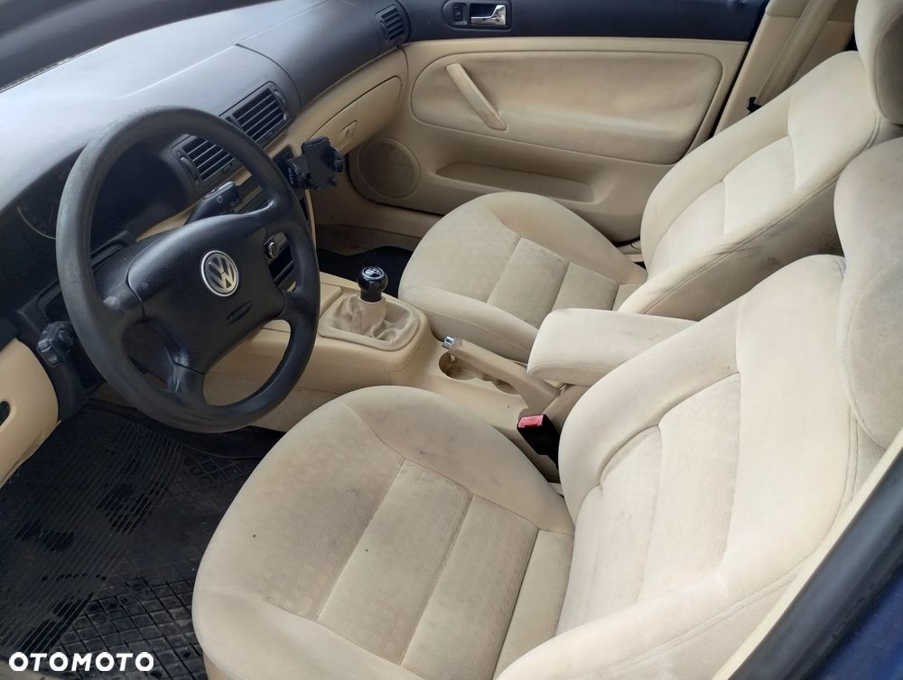 Volkswagen Passat 1.9 TDI - 1