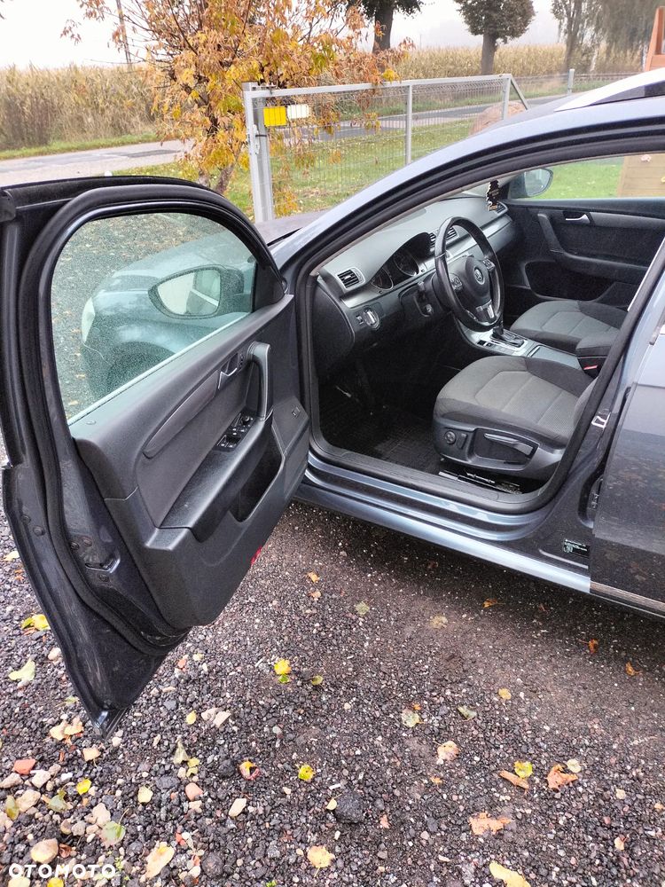 Volkswagen Passat 2.0 TDI Highline DSG - 7
