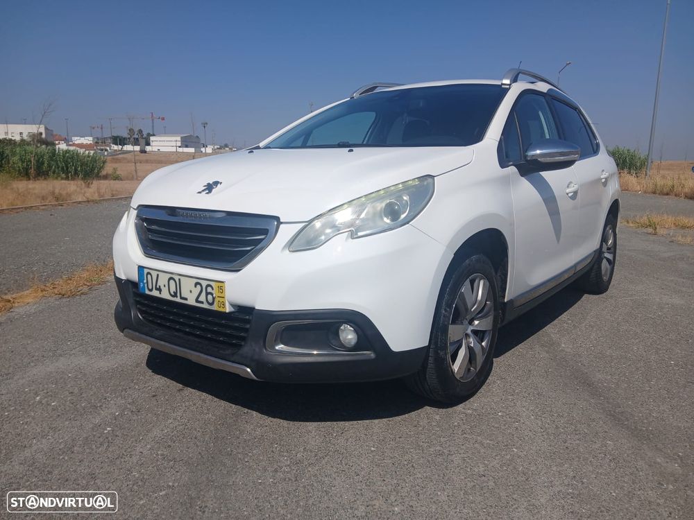 Peugeot 2008 1.2 PureTech Allure - 2