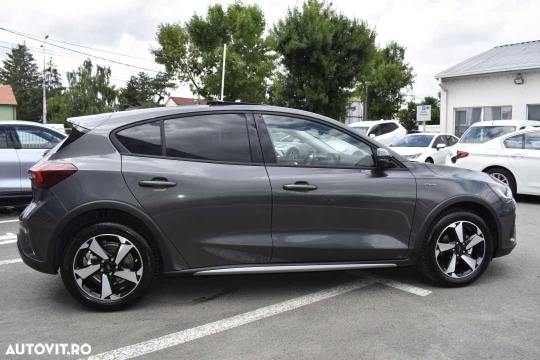 Ford Focus - 6