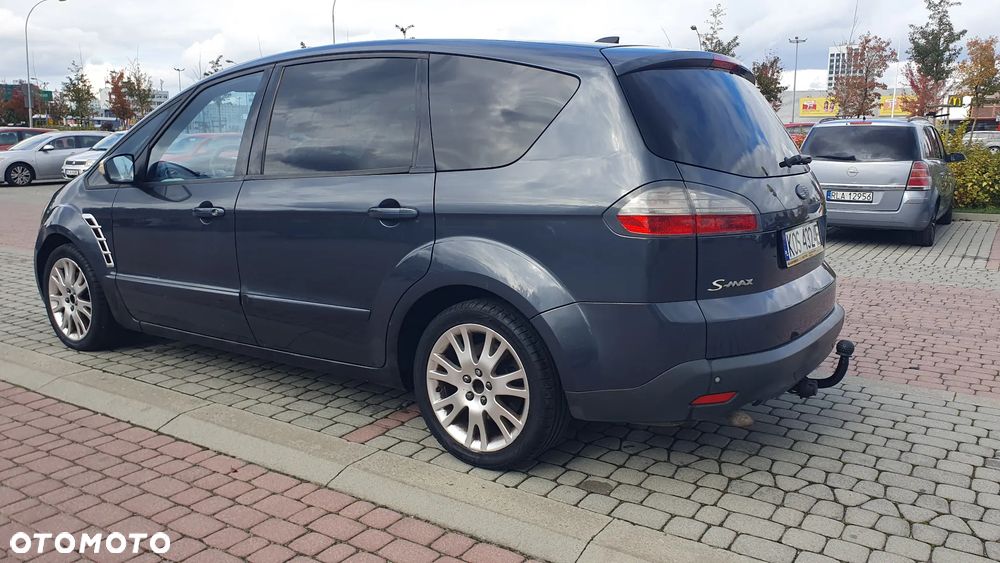 Ford S-Max - 14