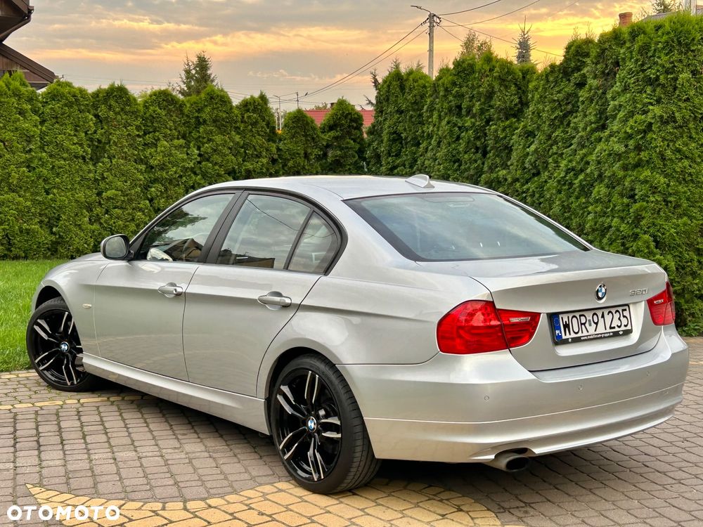 BMW Seria 3 - 26