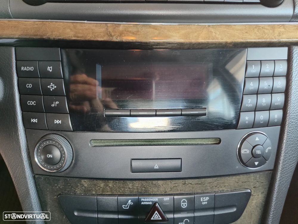 Mercedes-Benz E 220 CDi Avantgarde - 33