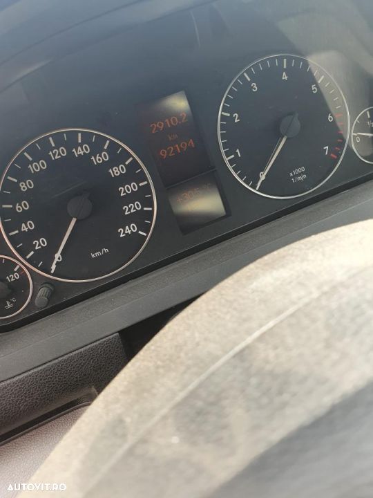 piese FARA GRILA STERGATOARE Mercedes a class a150 w169, bara fata, far, Capota, usi, motor, stop - 8