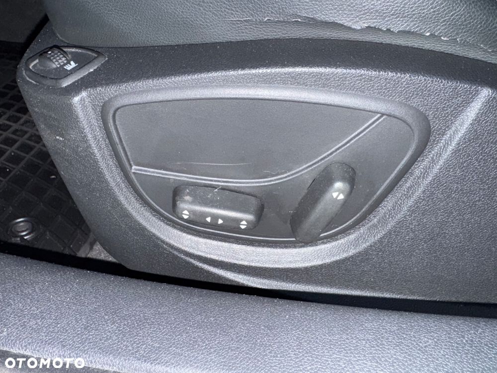 Renault Laguna 2.0 dCi Tech Run - 9