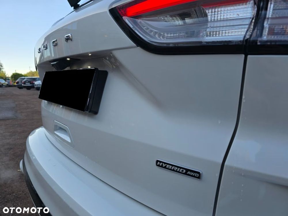 Ford Kuga 2.5 Duratec FHEV 4x4 ST-LINE - 17