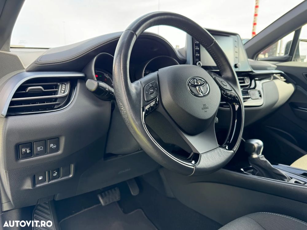 Toyota C-HR 2.0 Team Deutschland - 13