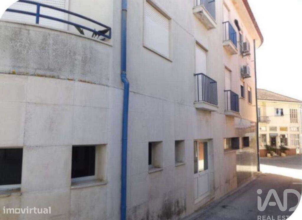 Comércio diverso em Amiais de Baixo de 347,00 m2 - Grande imagem: 3/9