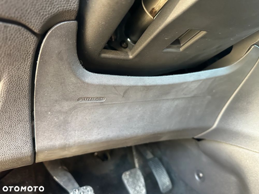 Ford Fiesta 1.0 EcoBoost Gold X - 24