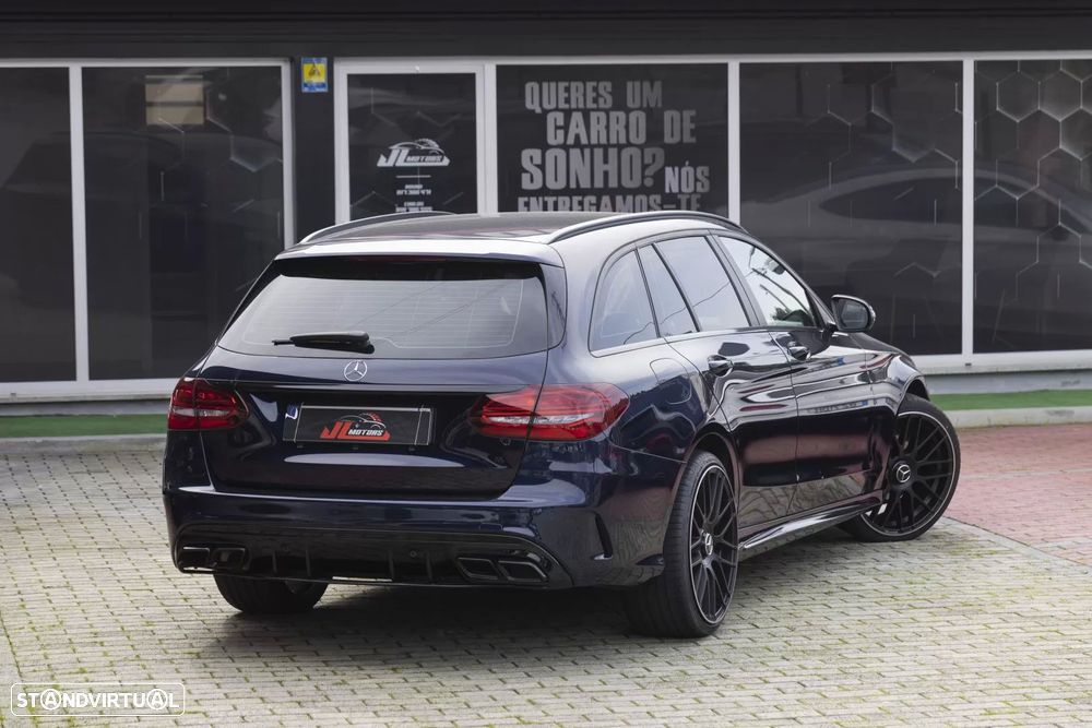 Mercedes-Benz C 180 - 31