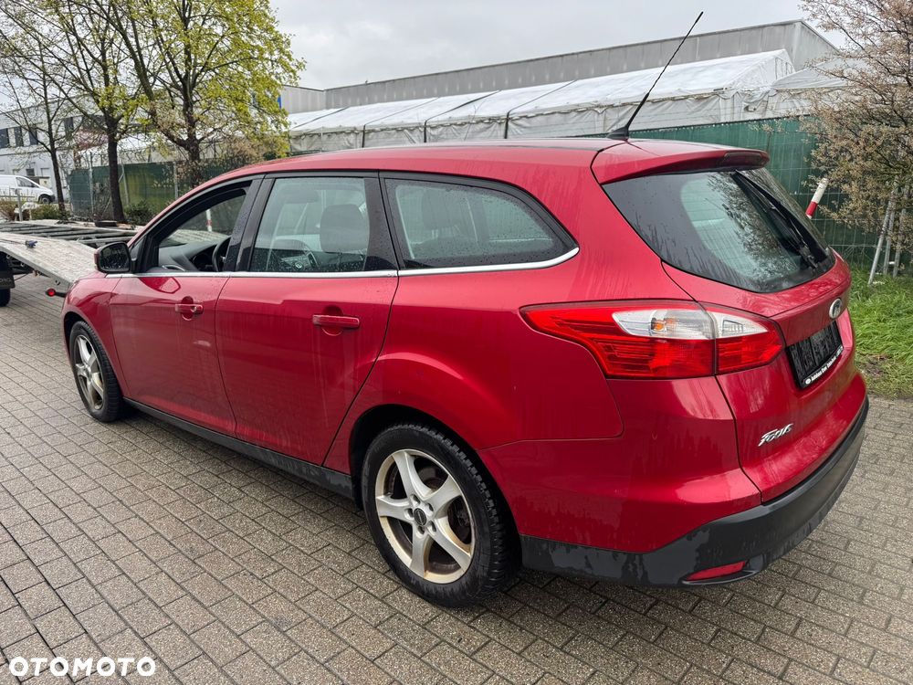 Ford Focus 1.6 TDCi DPF Titanium - 2