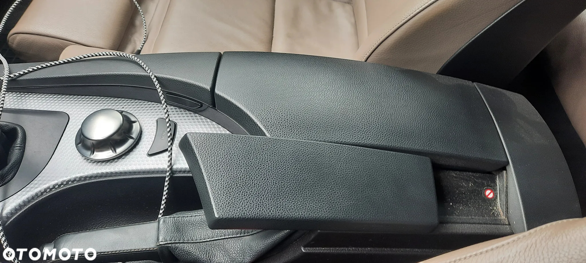 BMW Seria 5 530i Touring - 25