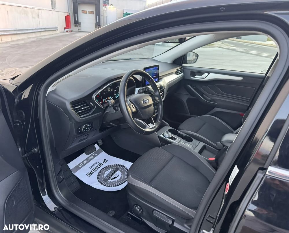 Ford Focus 1.5 EcoBlue Connected - 9