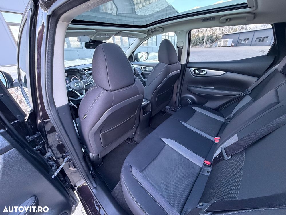 Nissan Qashqai 1.3 DIG-T N-CONNECTA - 20